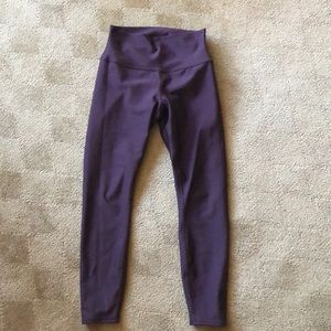 Alo Airlift 7/8ths leggings in Oxblood